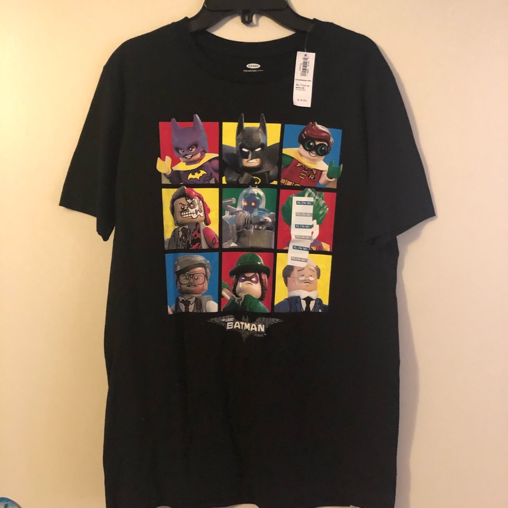 NWT Old Navy Lego Batman movie tee. Youth XL